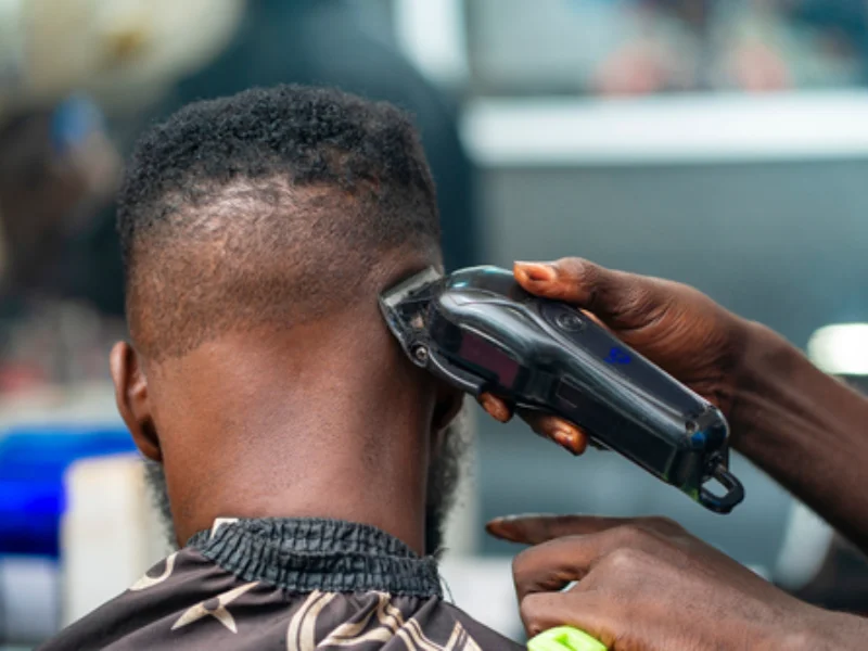 Straight razor hot towel shave